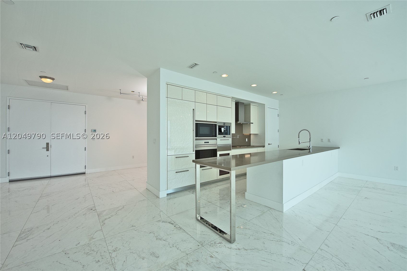 image Chateau Beach Residences6