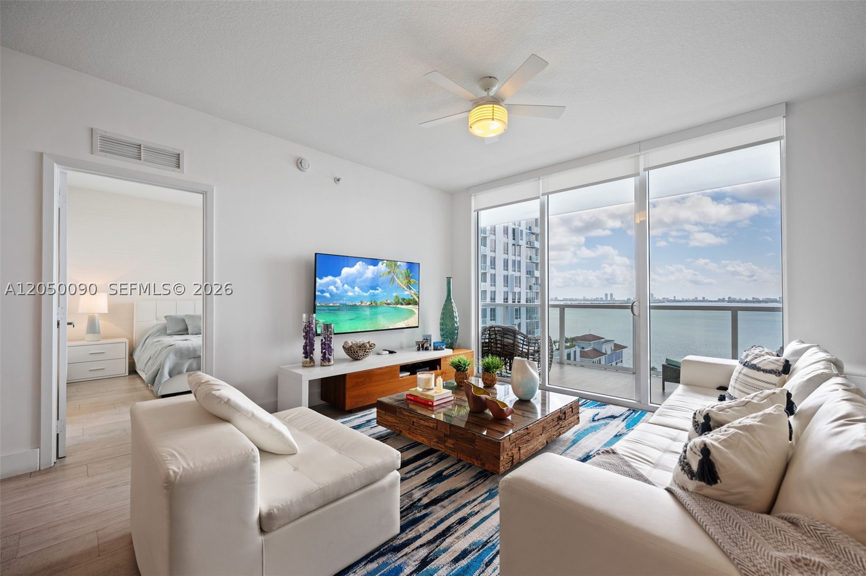 image Bay House10