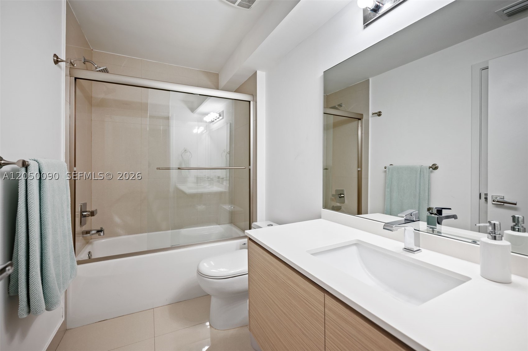 image Bay House20