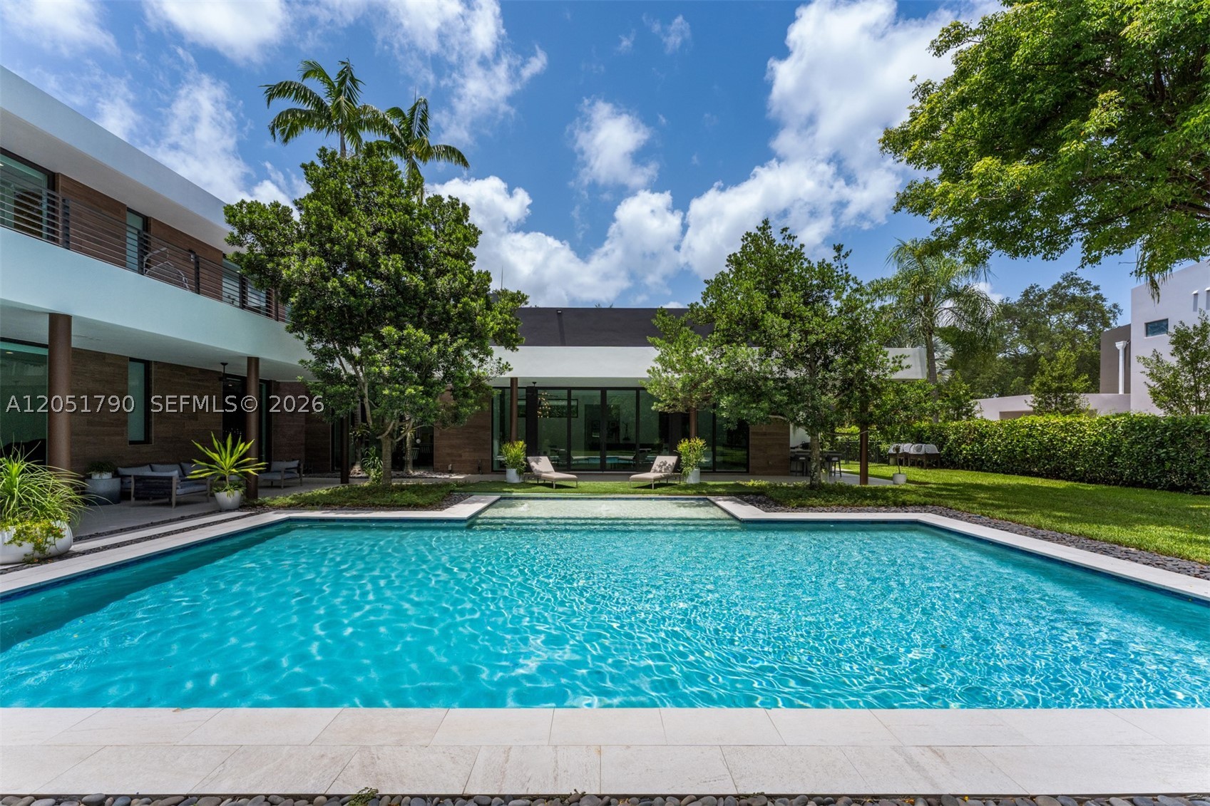 7502 SW 102nd St Pinecrest, FL 33156