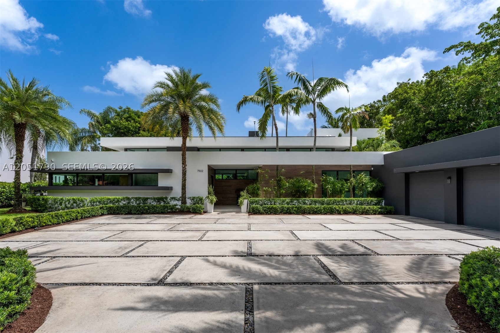 7502 SW 102nd St Pinecrest, FL 33156