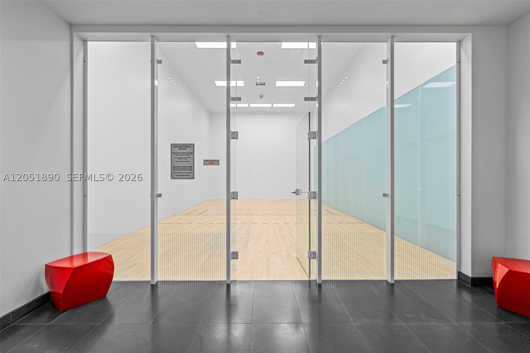 image Canvas18
