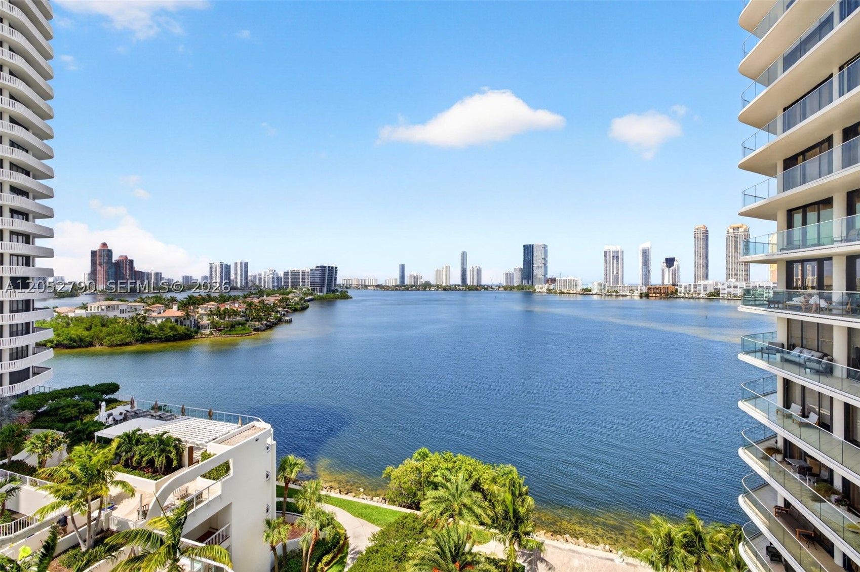 2800 Island Bl #904 Aventura, FL 33160