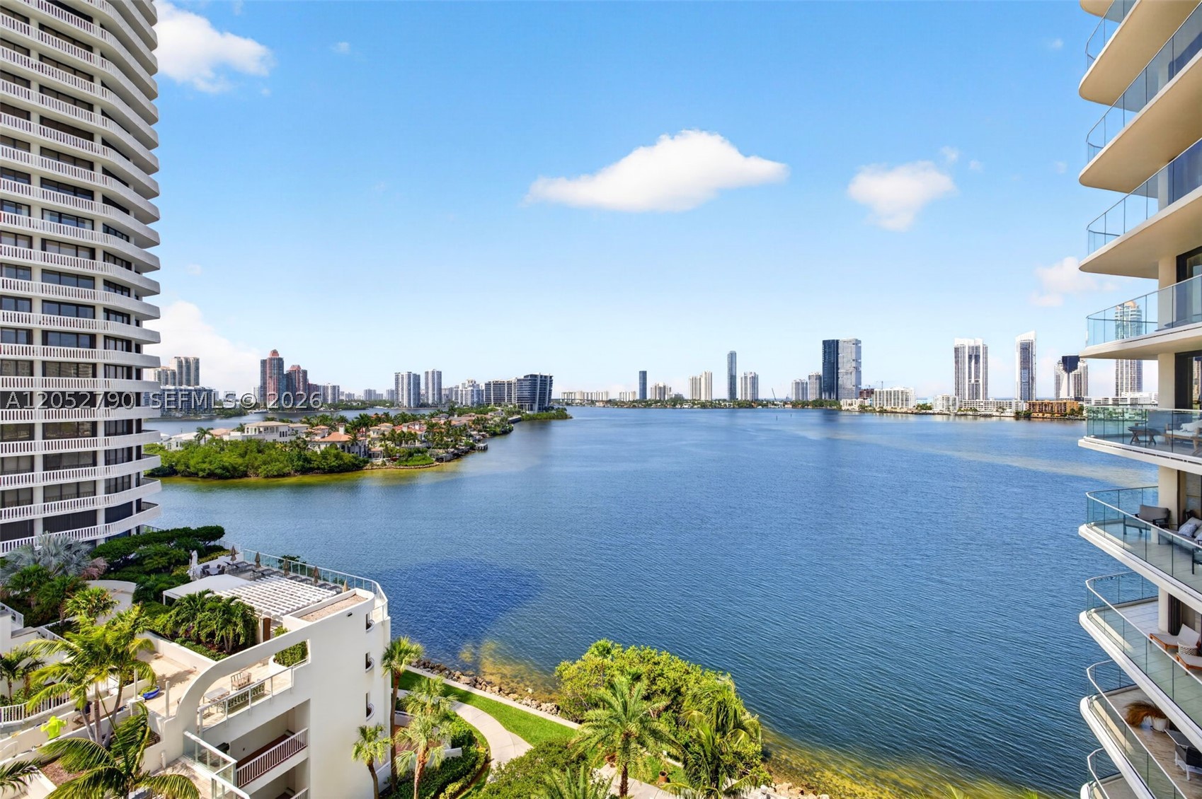 2800 Island Bl #904 Aventura, FL 33160