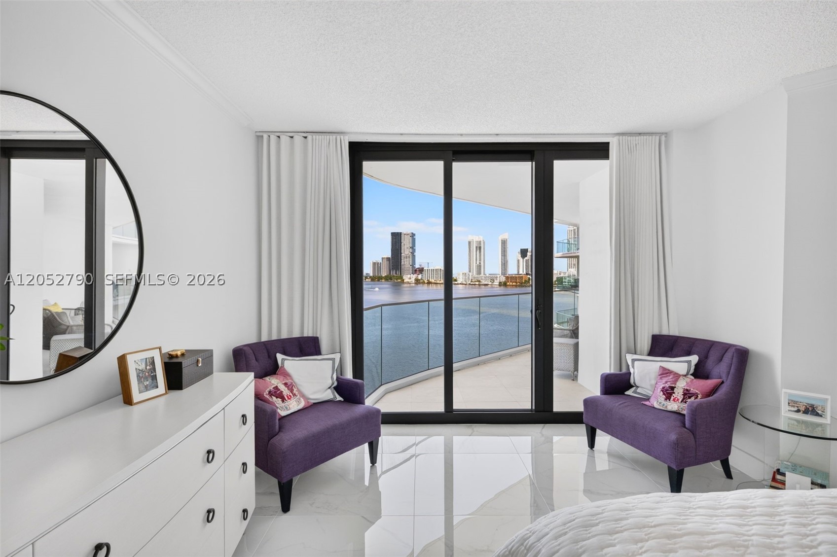 2800 Island Bl #904 Aventura, FL 33160