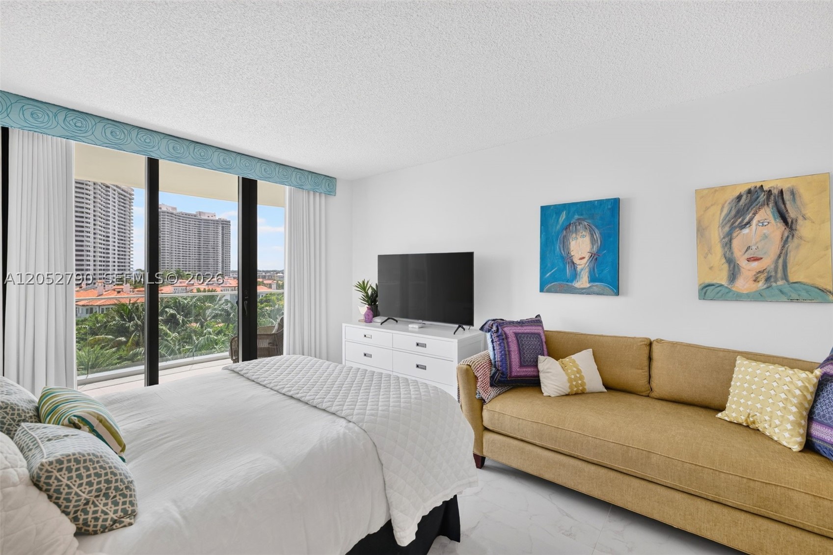 2800 Island Bl #904 Aventura, FL 33160