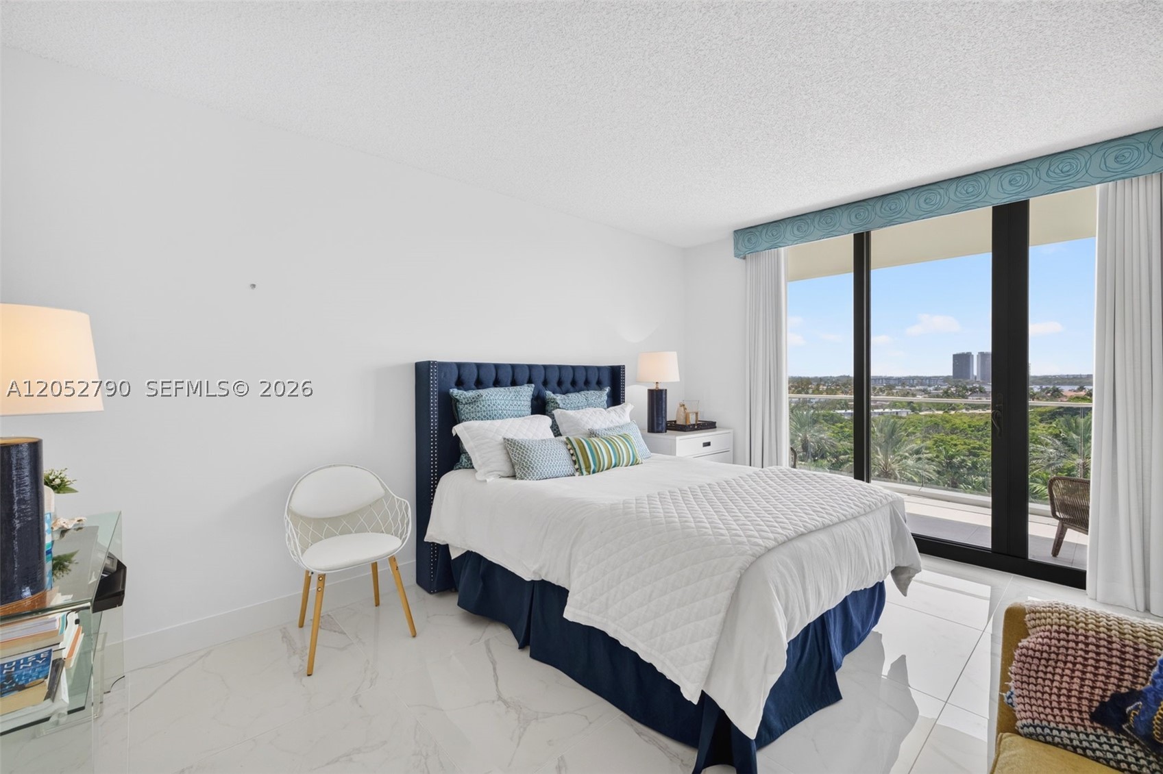 2800 Island Bl #904 Aventura, FL 33160