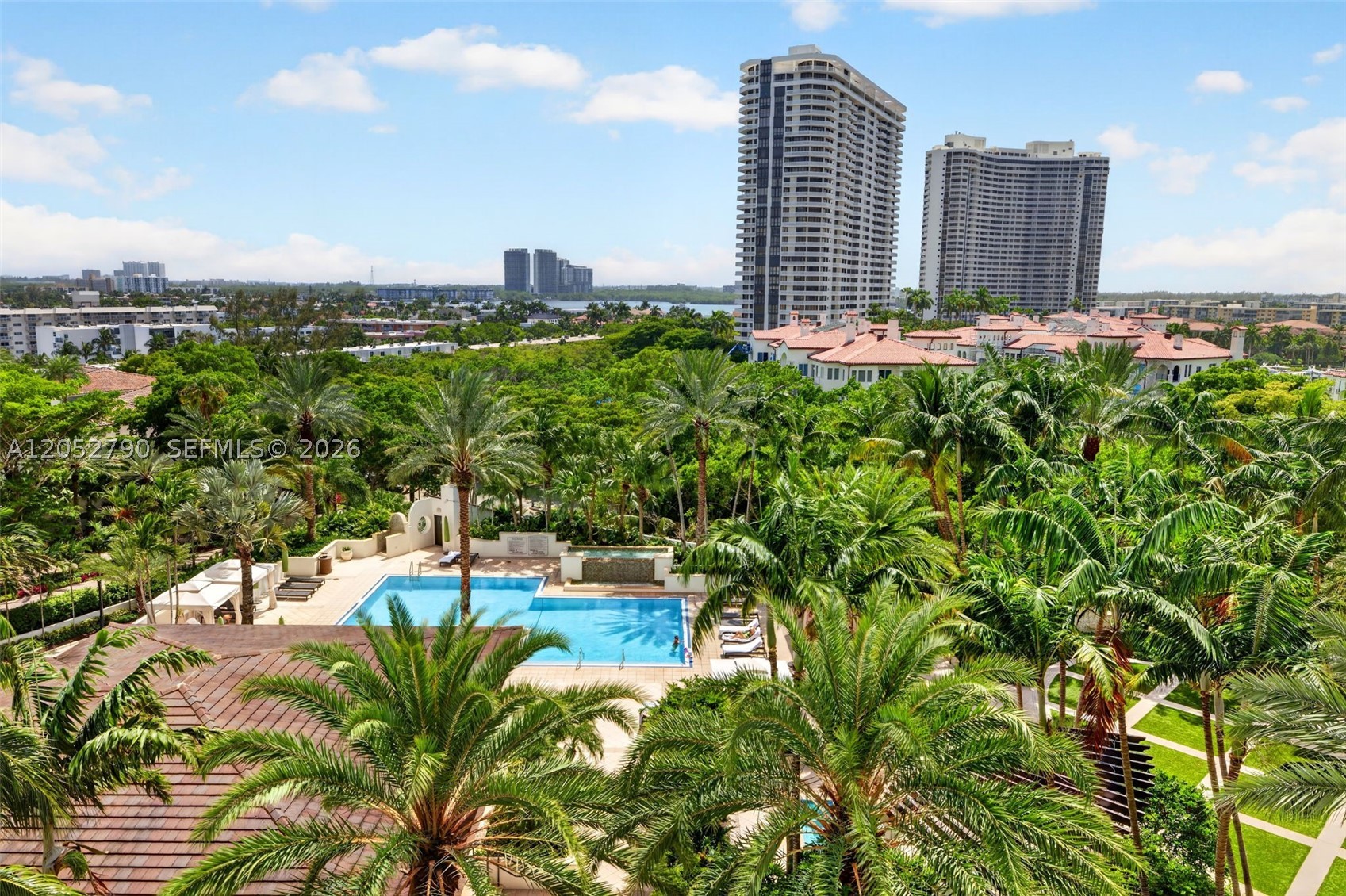 2800 Island Bl #904 Aventura, FL 33160