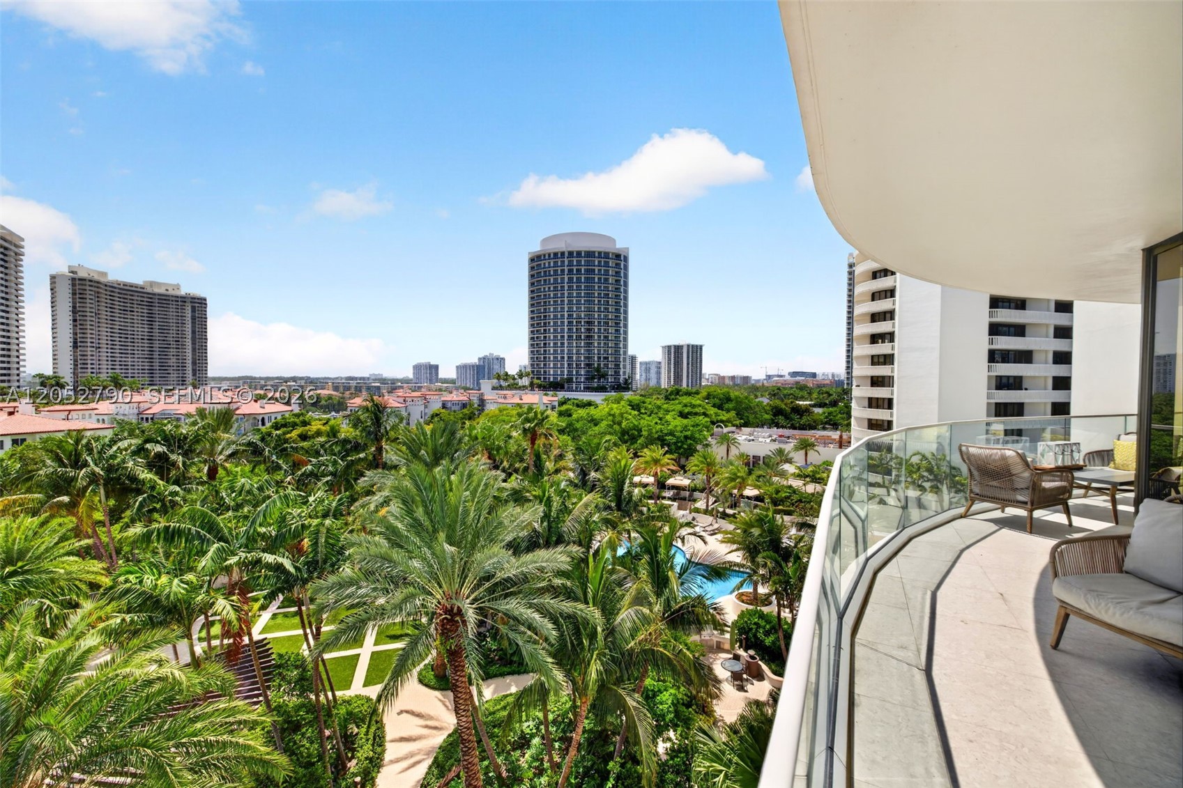 2800 Island Bl #904 Aventura, FL 33160