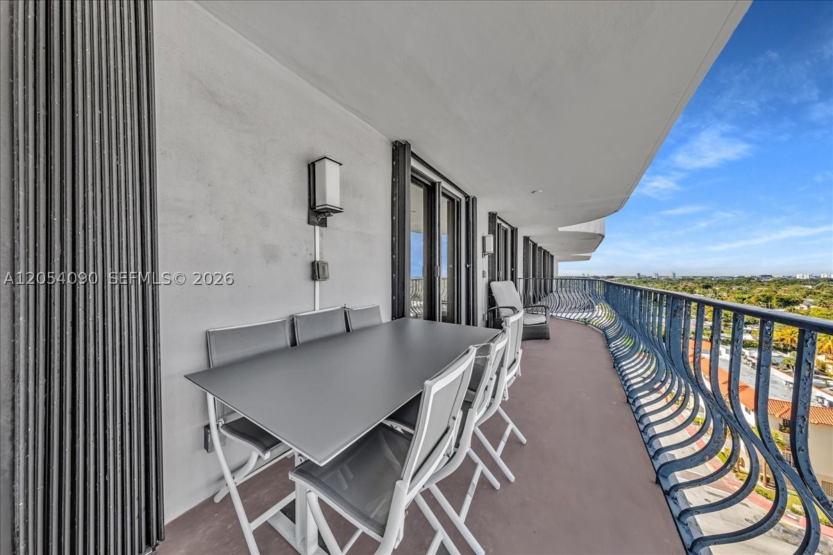8877 Collins Ave #PH-2 Surfside, FL 33154