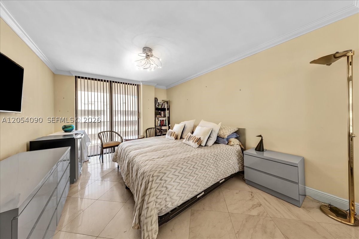 8877 Collins Ave #PH-2 Surfside, FL 33154