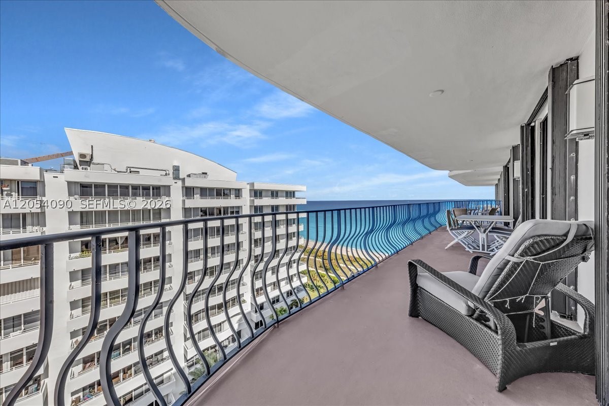 8877 Collins Ave #PH-2 Surfside, FL 33154