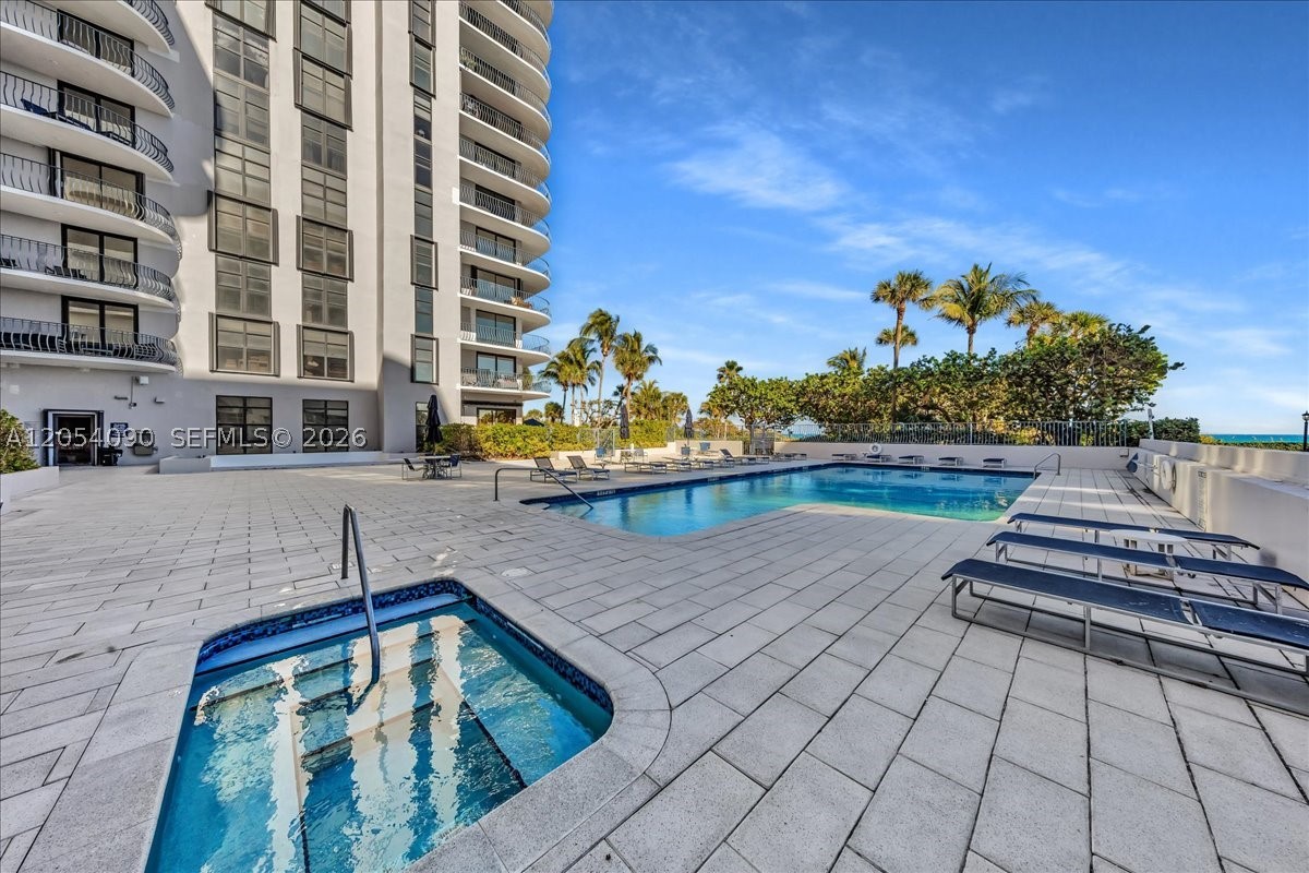 8877 Collins Ave #PH-2 Surfside, FL 33154