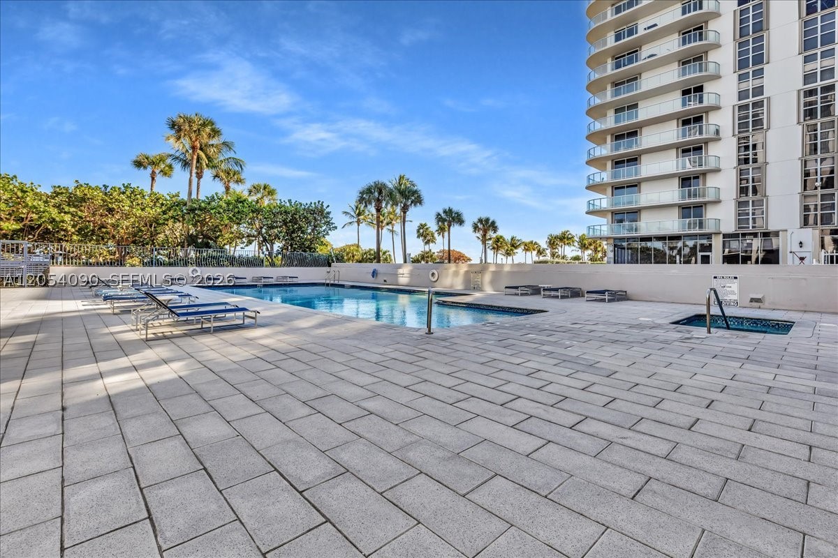 8877 Collins Ave #PH-2 Surfside, FL 33154