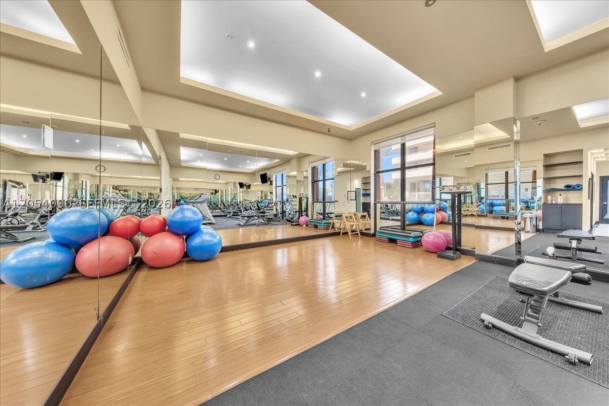 8877 Collins Ave #PH-2 Surfside, FL 33154