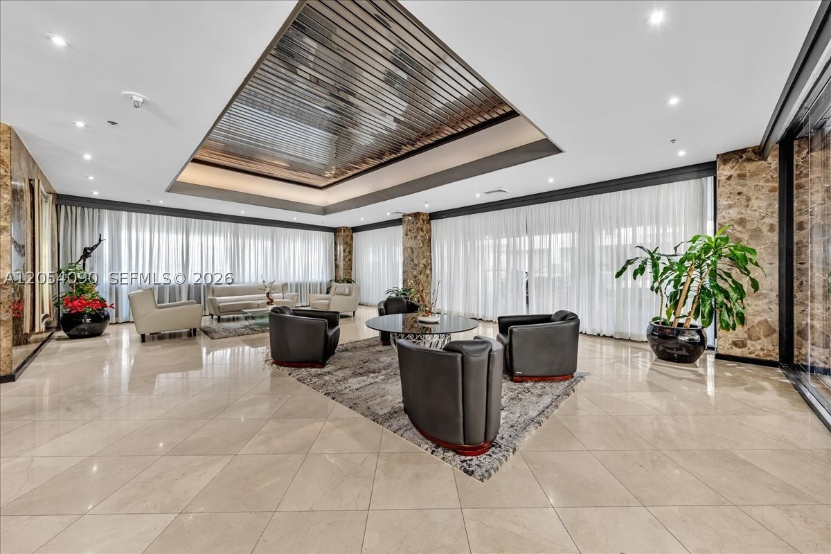 8877 Collins Ave #PH-2 Surfside, FL 33154