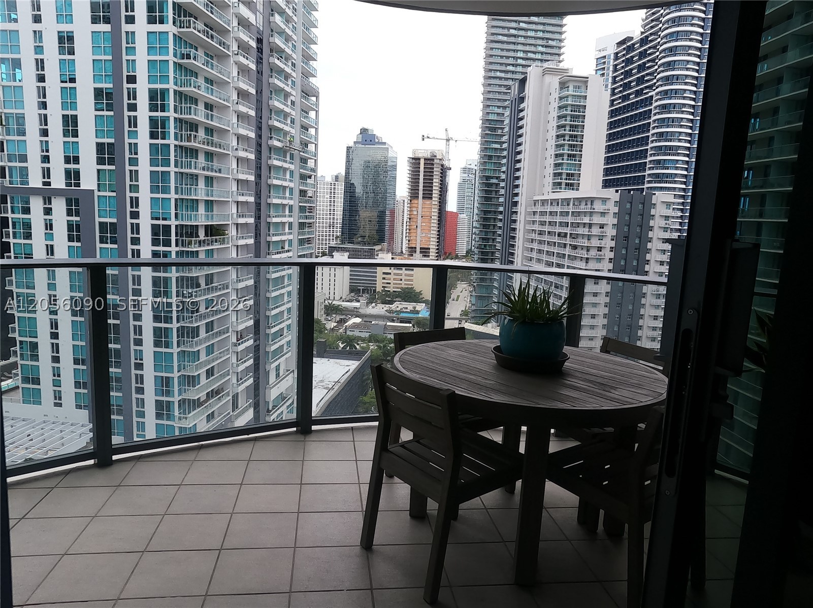 image Brickell Flatiron24