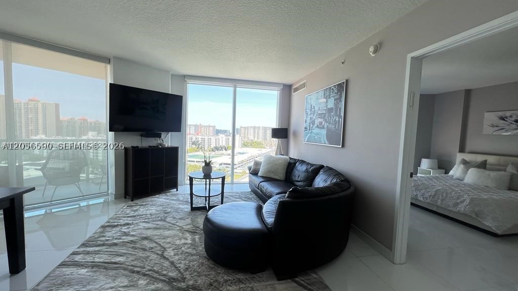 150 Sunny Isles Blvd #1-1202