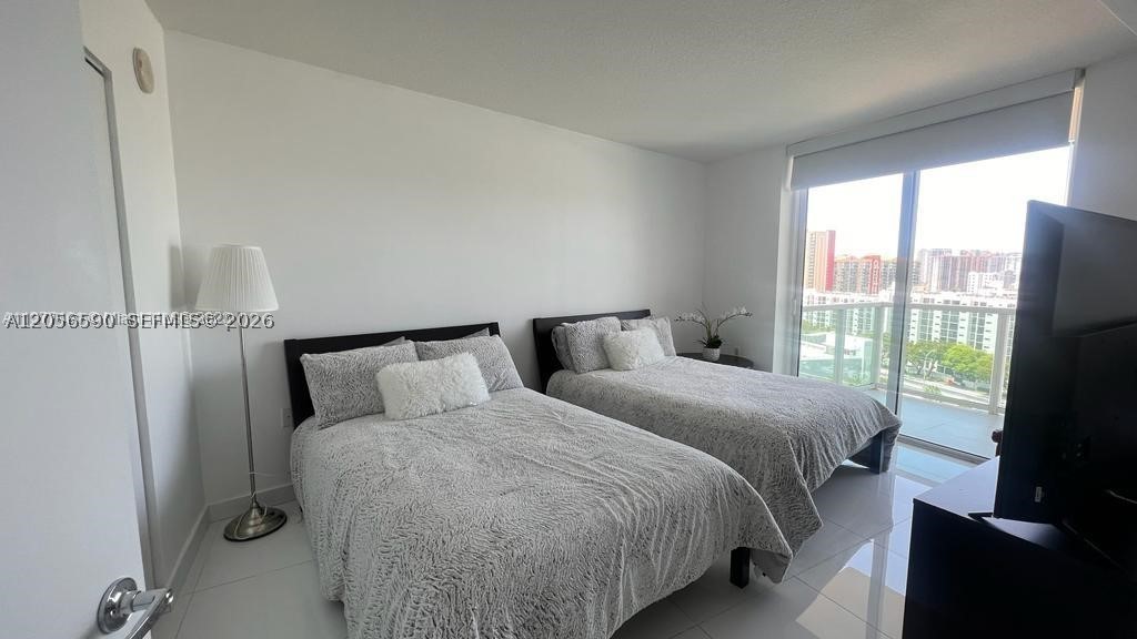 image St Tropez Sunny Isles13