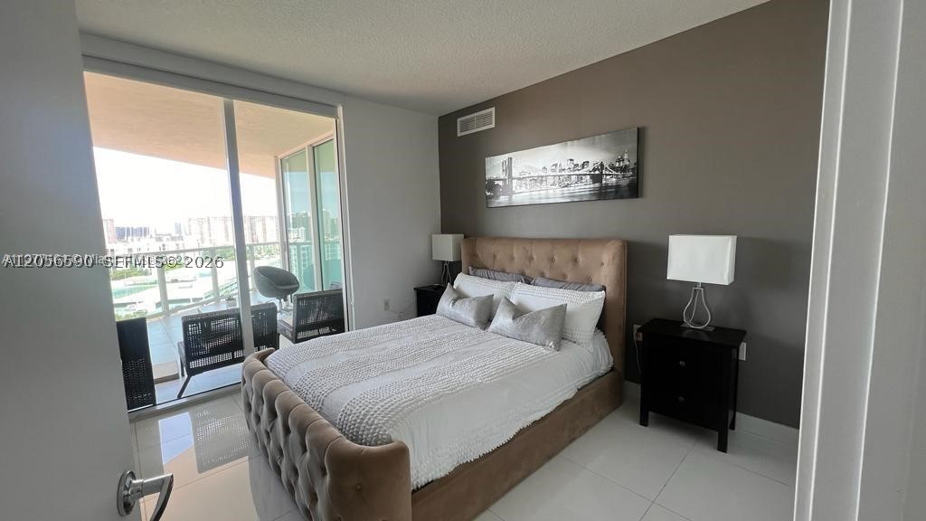 image St Tropez Sunny Isles15