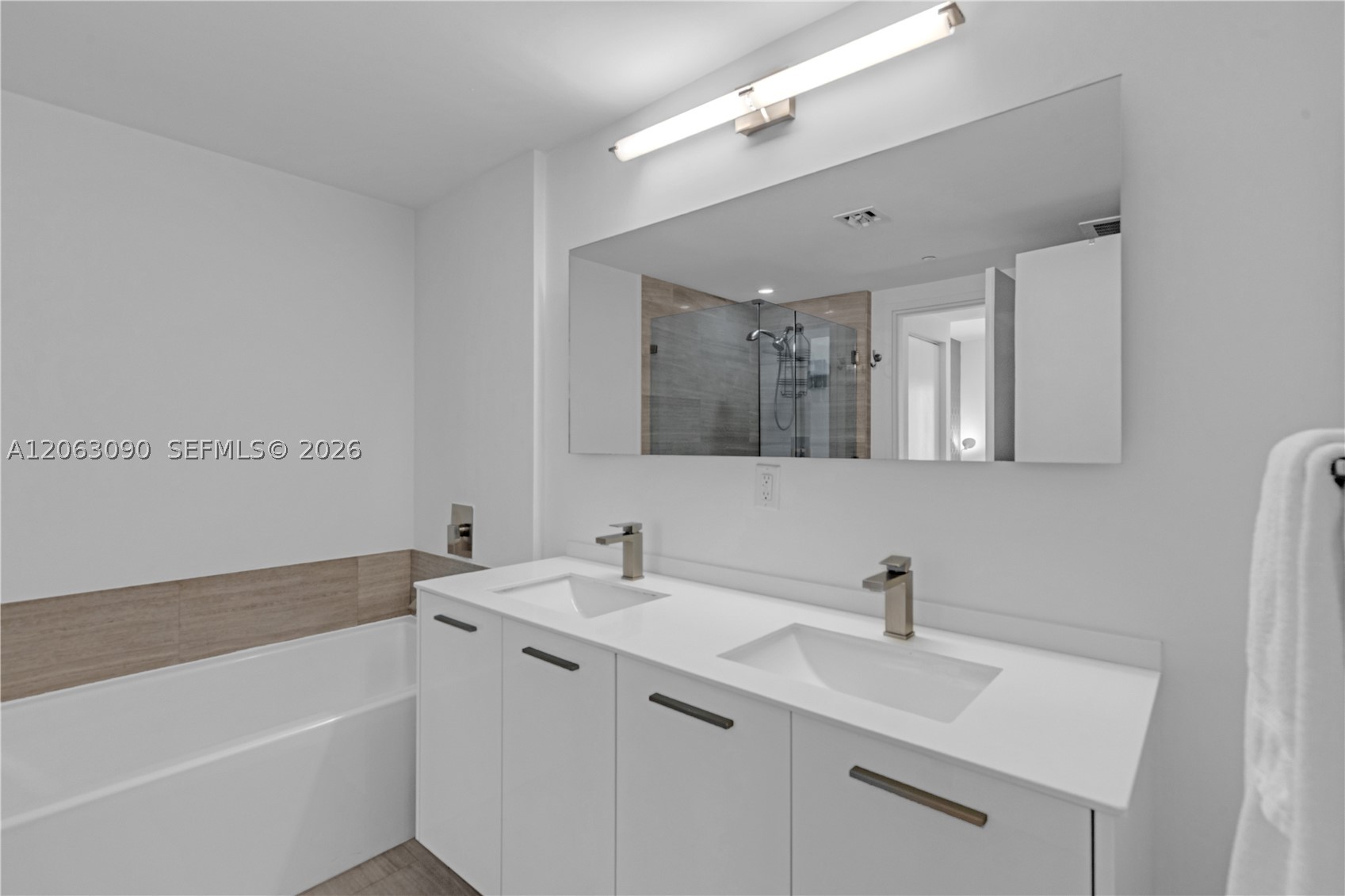 image Brickell House19