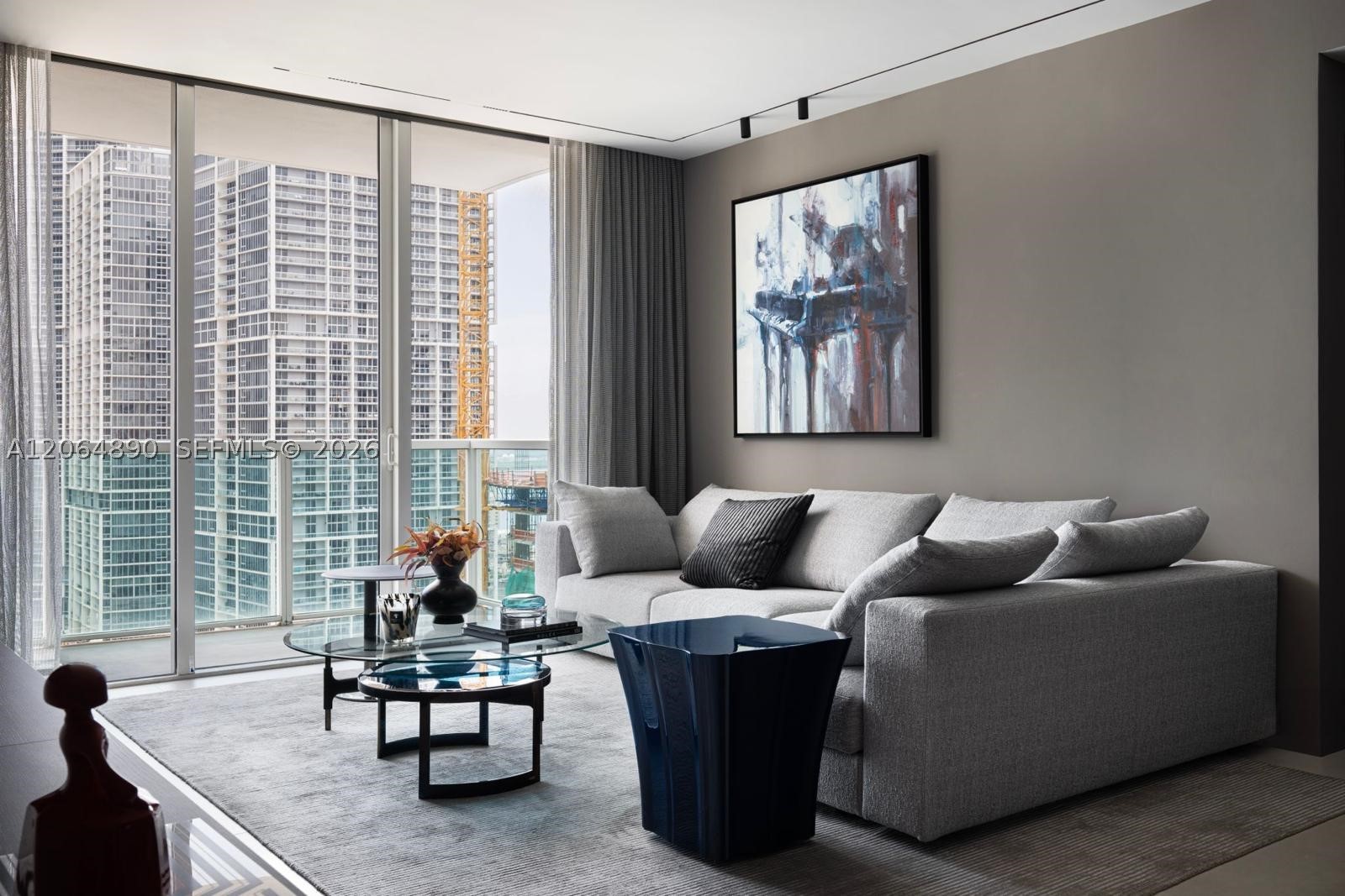 image Brickell on the River North4