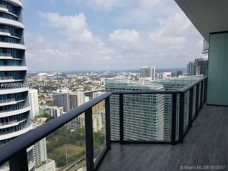 image Dua Miami (SLS Brickell)1