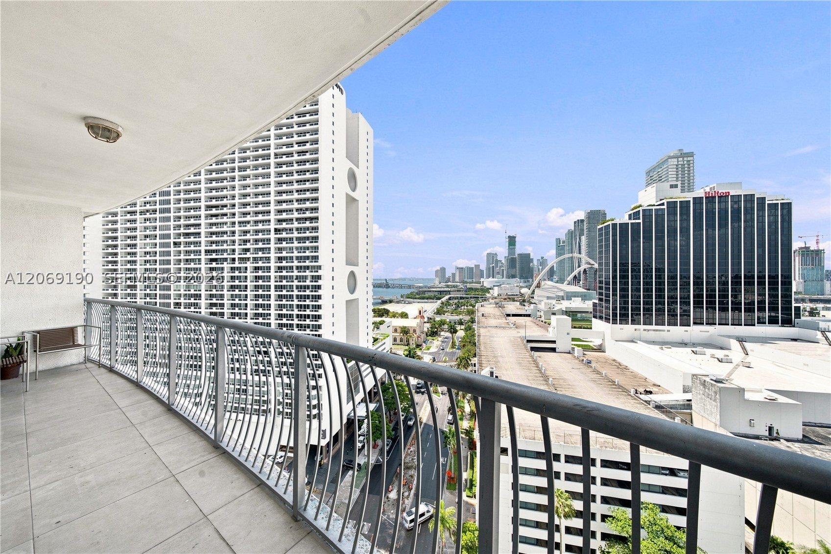 1750 N Bayshore Dr #1912