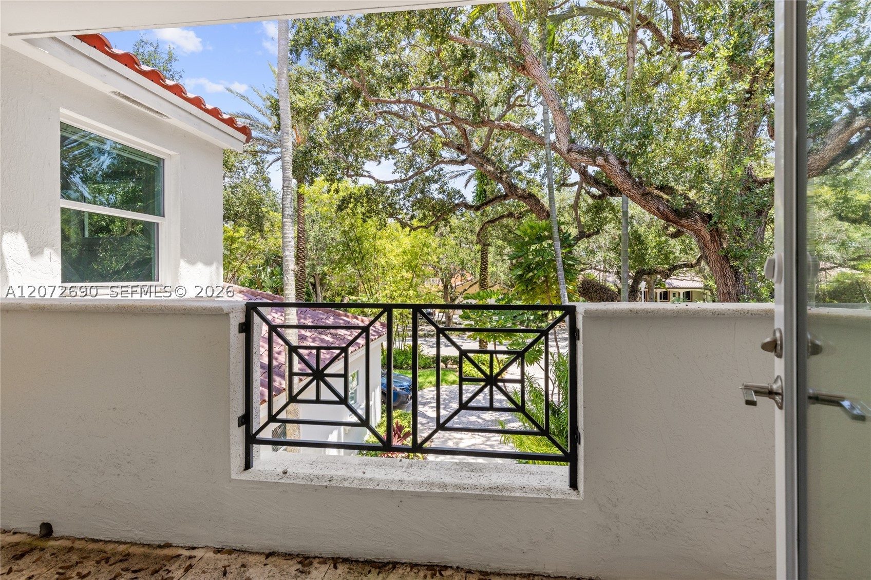 11050 Girasol Ave Coral Gables, FL 33156