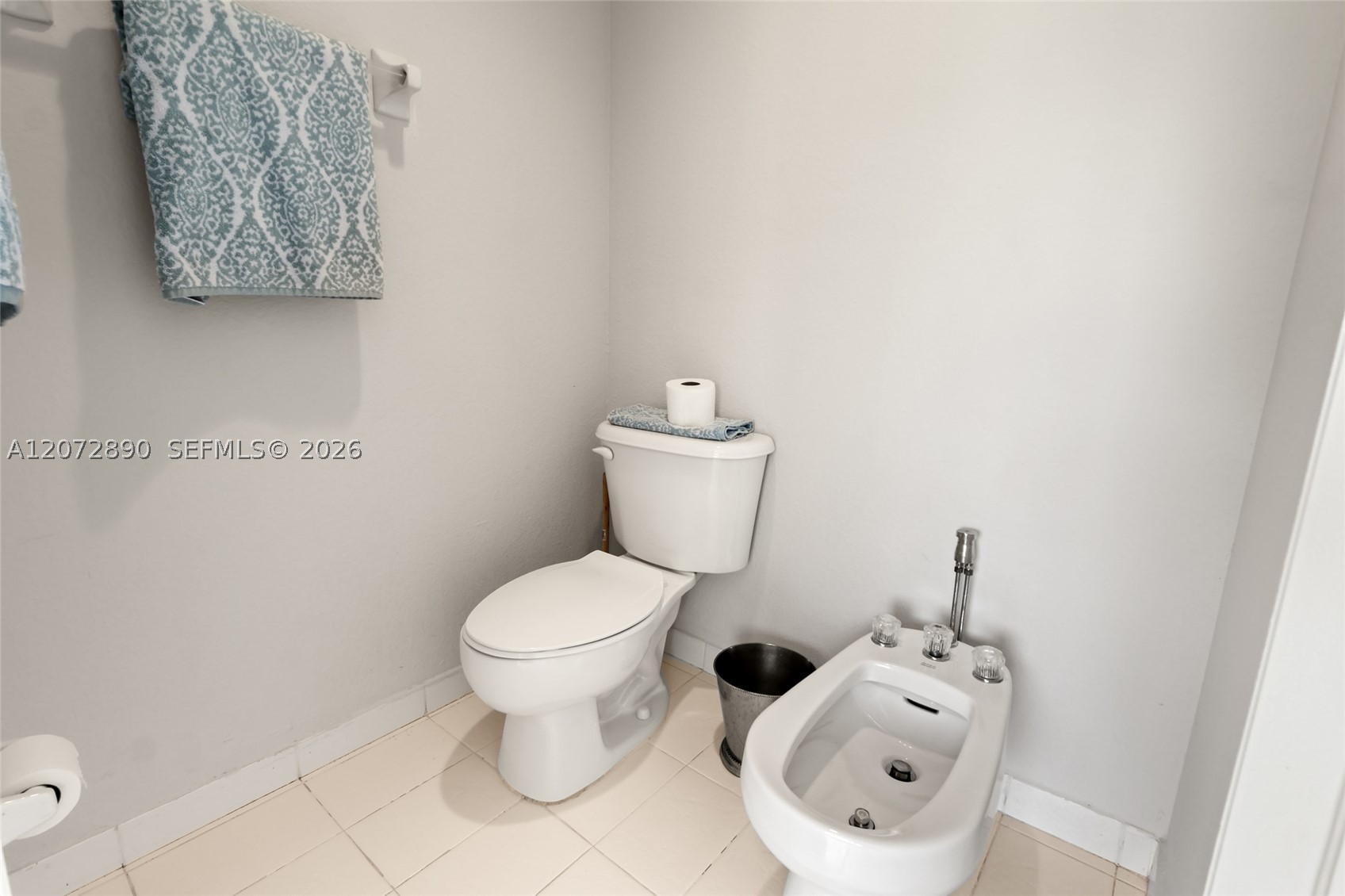 15867 SW 44th St Miami, FL 33185