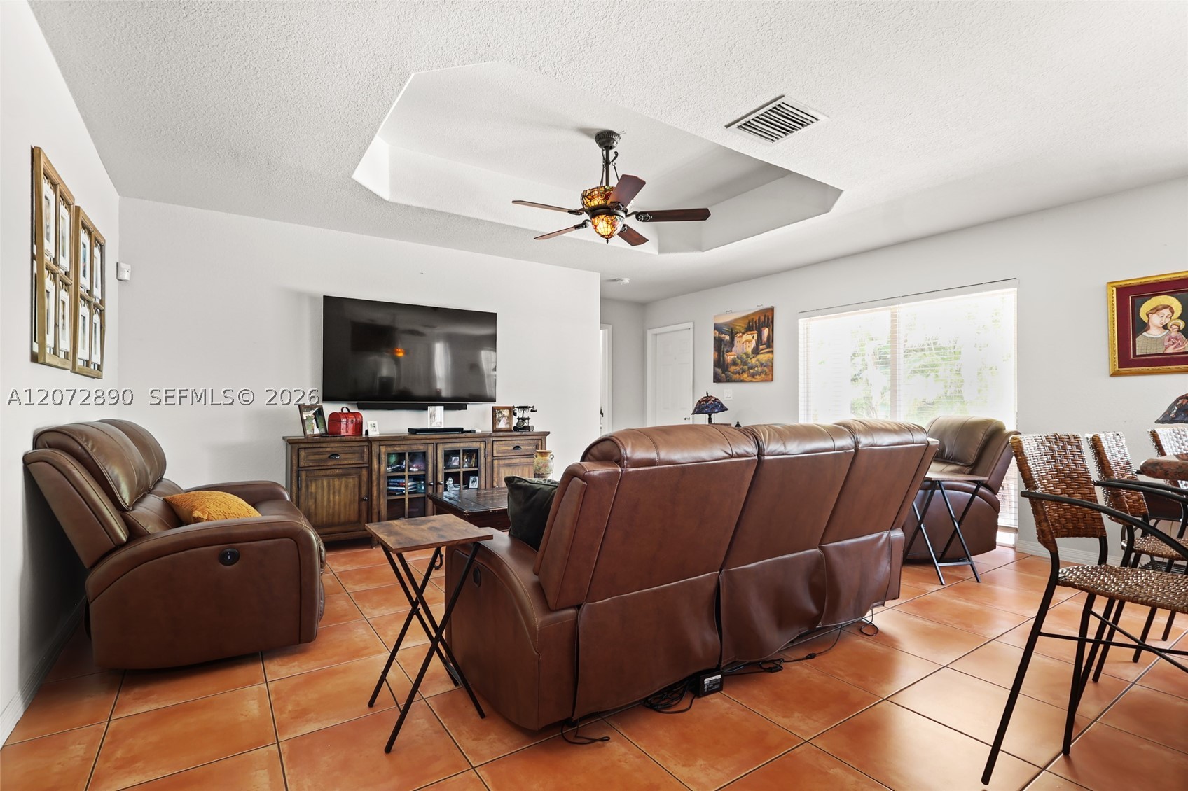 15867 SW 44th St Miami, FL 33185