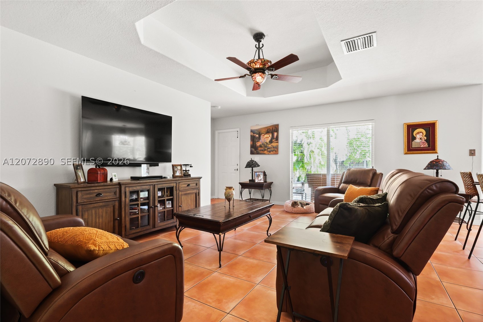 15867 SW 44th St Miami, FL 33185