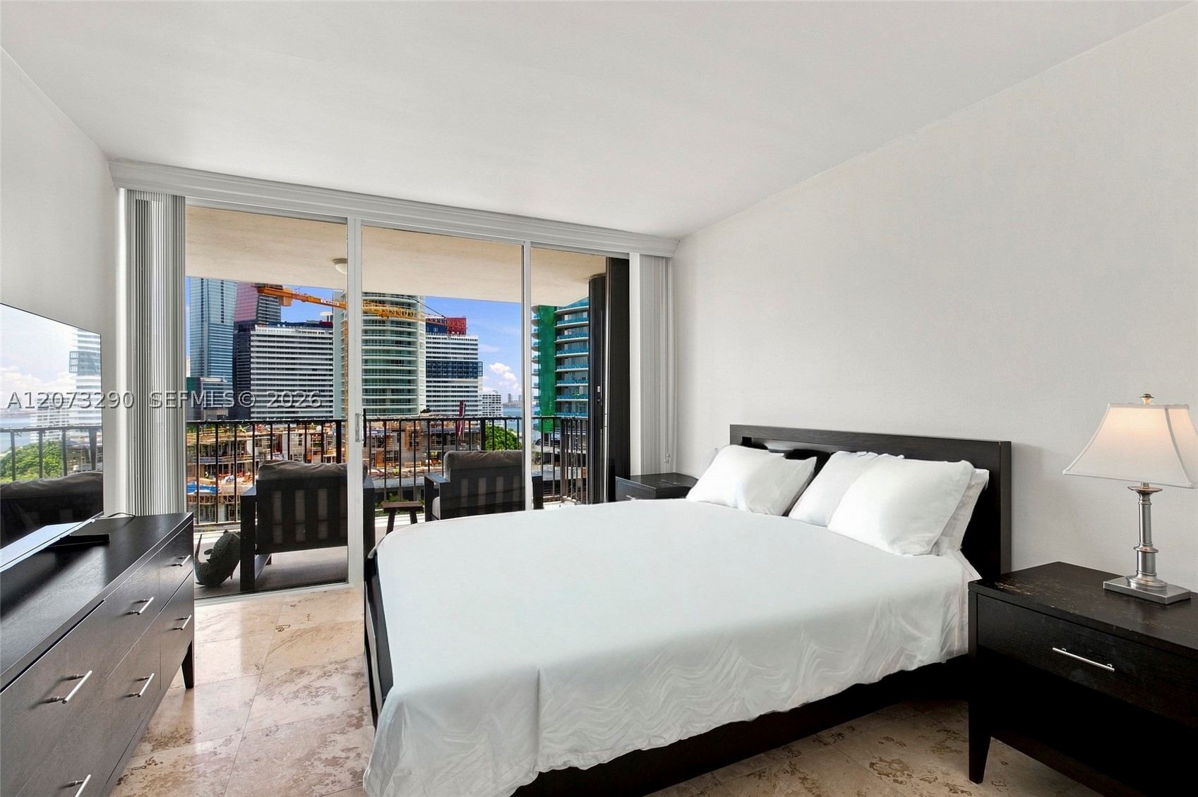 1901 Brickell Ave #B1411 Miami, FL 33129