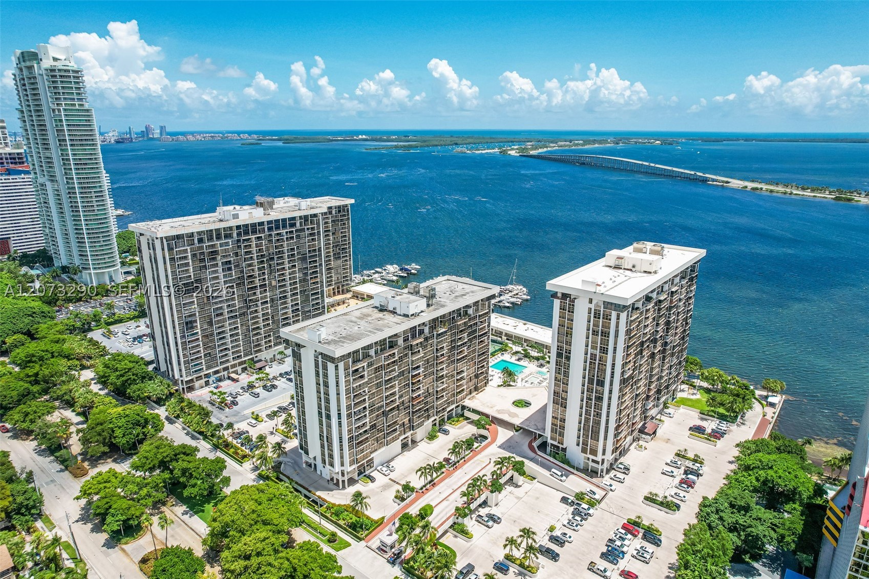 image Brickell Place II16