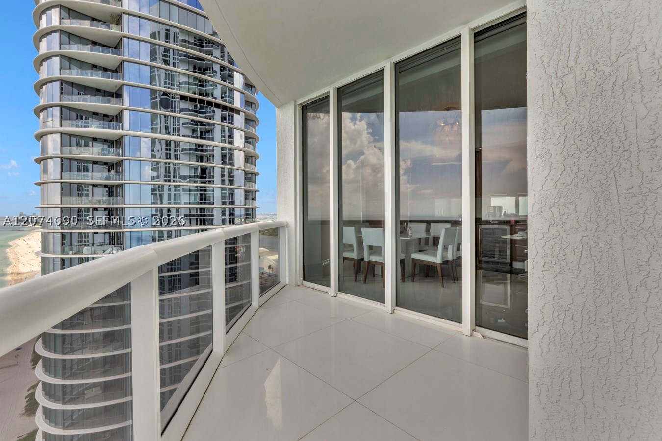 15811 Collins Ave #3001 Sunny Isles Beach, FL 33160