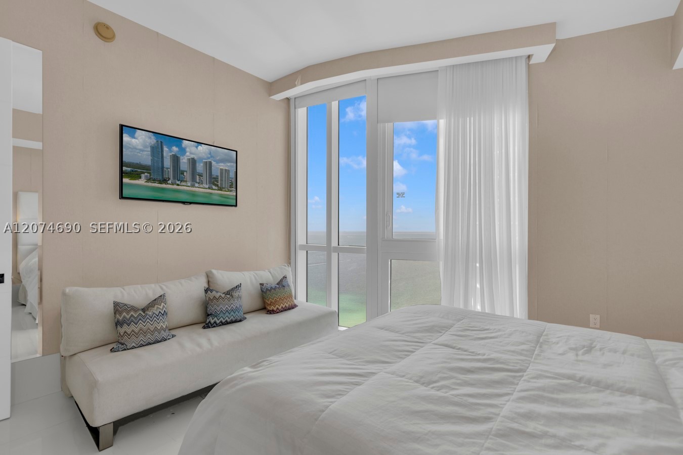 15811 Collins Ave #3001 Sunny Isles Beach, FL 33160