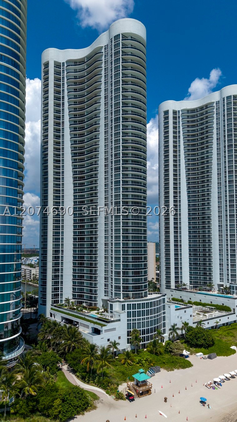 15811 Collins Ave #3001 Sunny Isles Beach, FL 33160