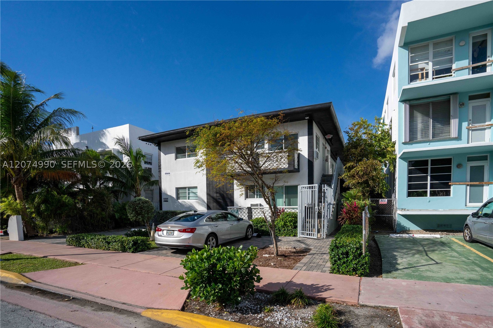 1120 Euclid Ave #9