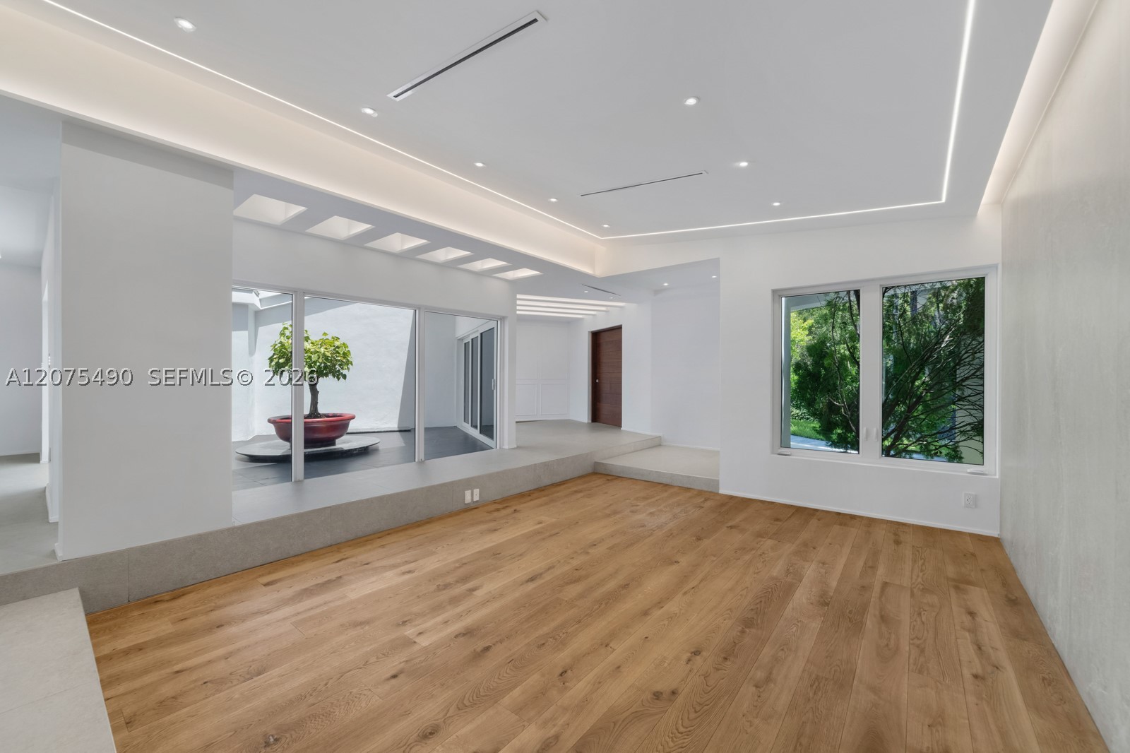 8150 Old Cutler Rd Coral Gables, FL 33143