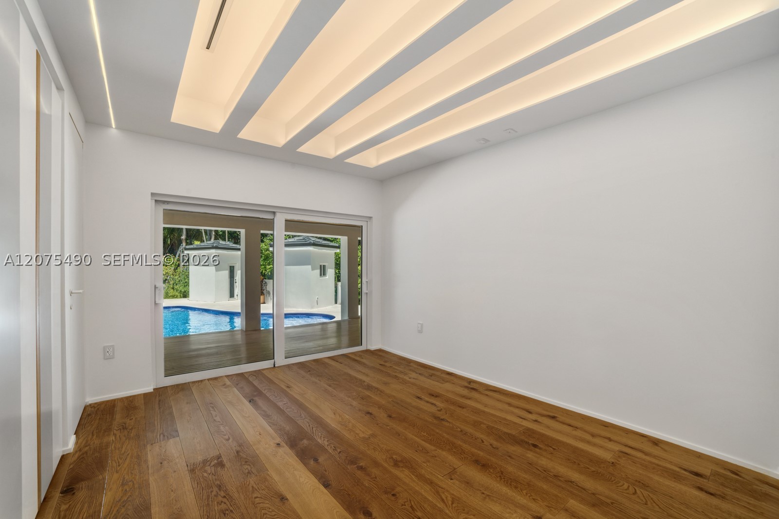8150 Old Cutler Rd Coral Gables, FL 33143