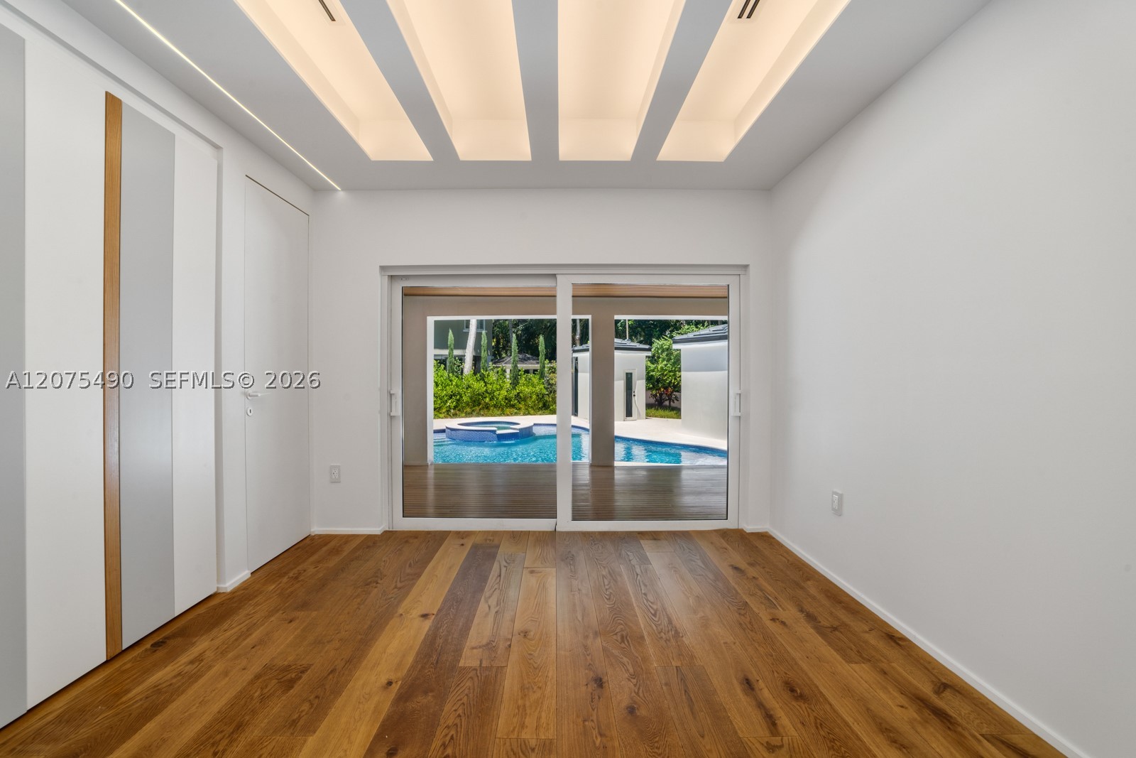 8150 Old Cutler Rd Coral Gables, FL 33143