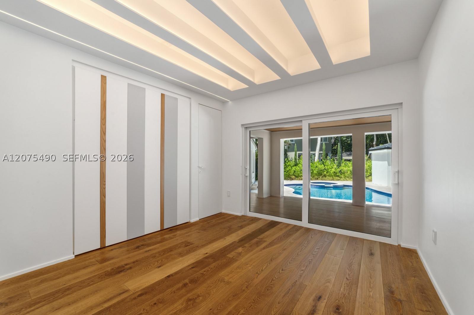 8150 Old Cutler Rd Coral Gables, FL 33143