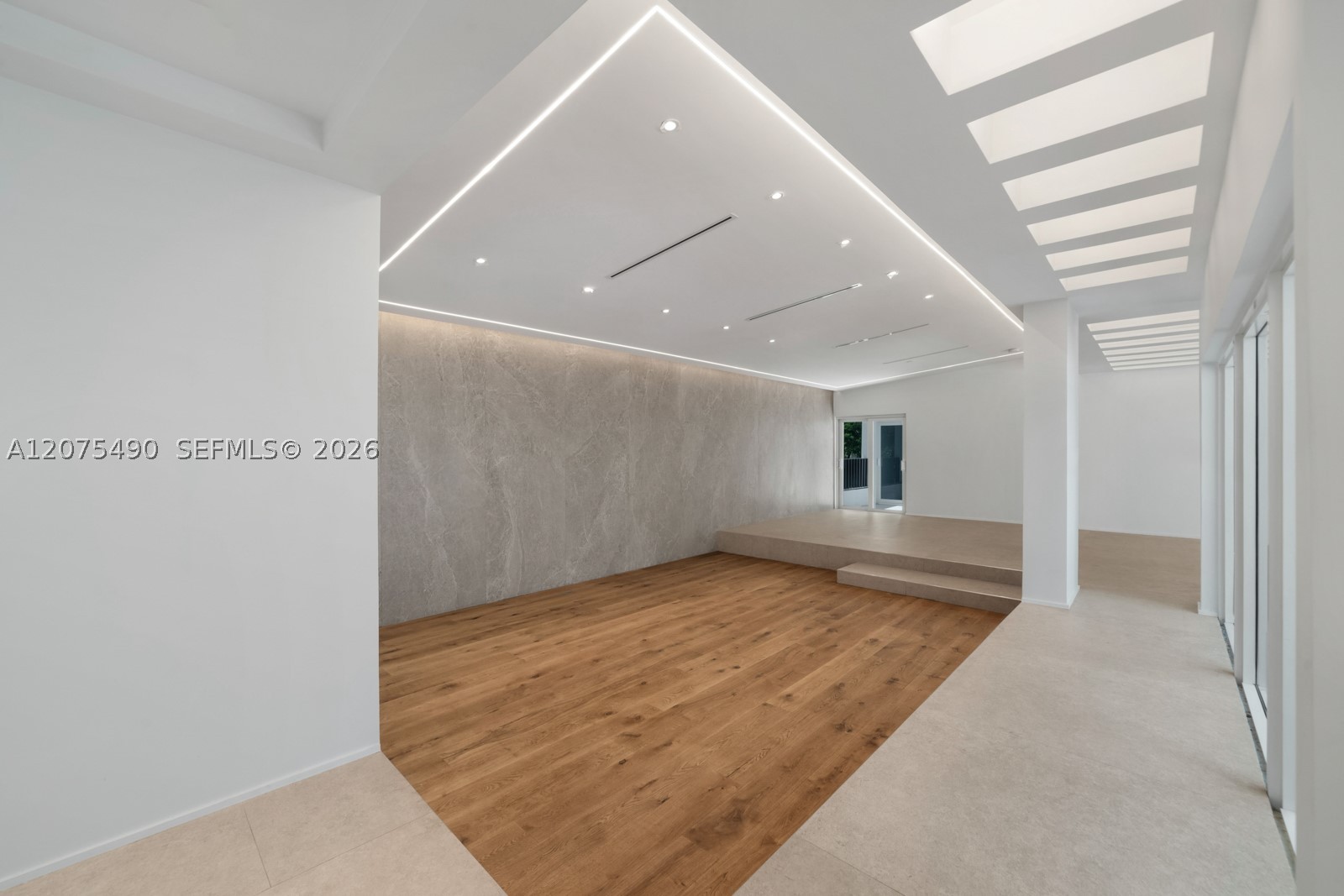 8150 Old Cutler Rd Coral Gables, FL 33143