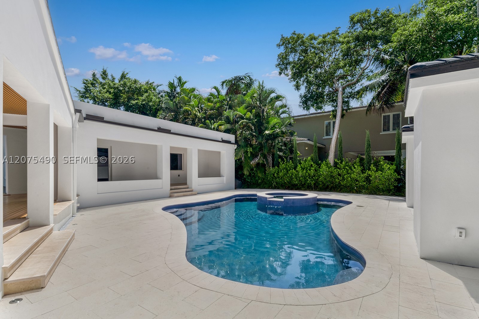 8150 Old Cutler Rd Coral Gables, FL 33143