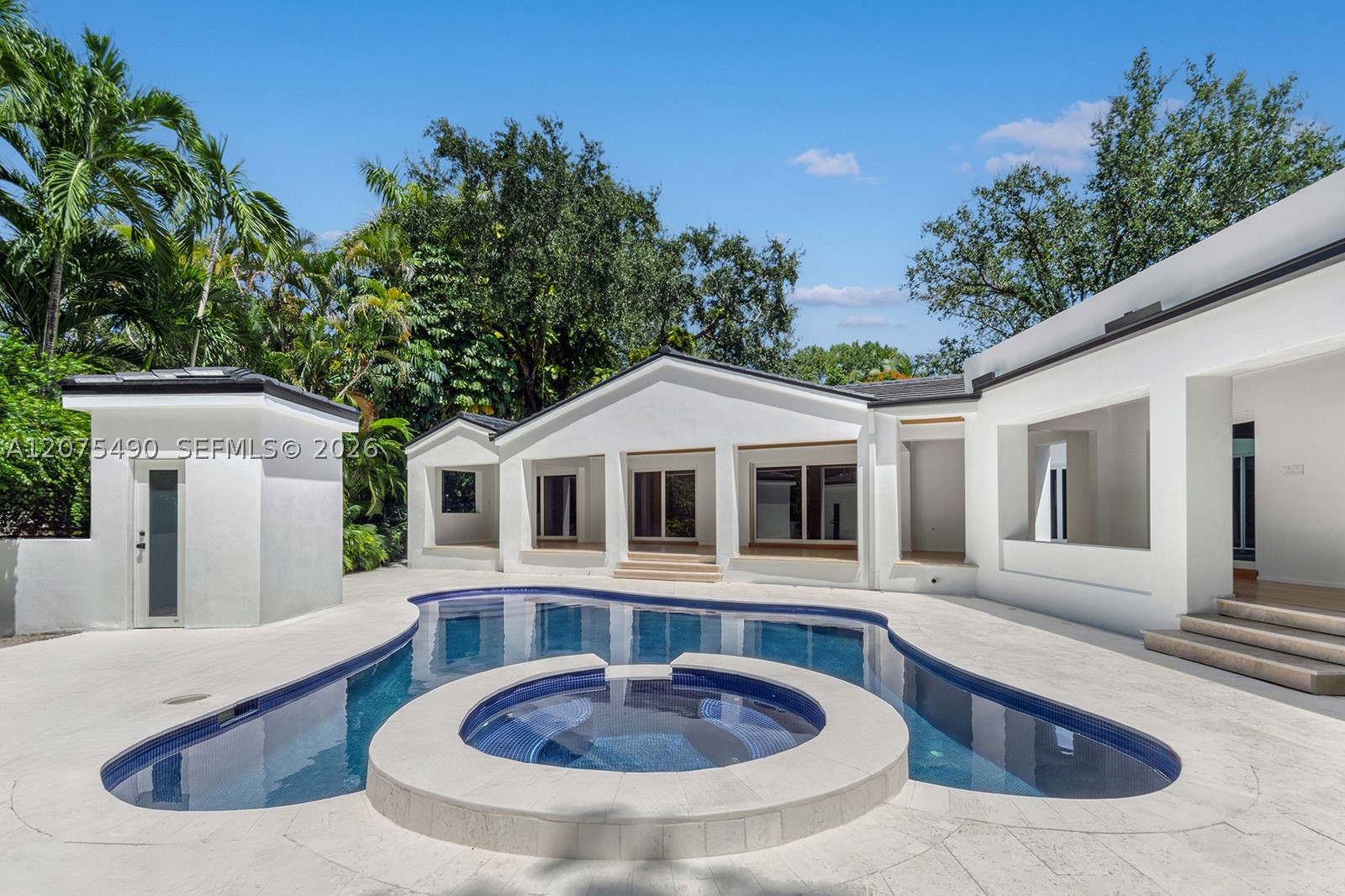 8150 Old Cutler Rd Coral Gables, FL 33143