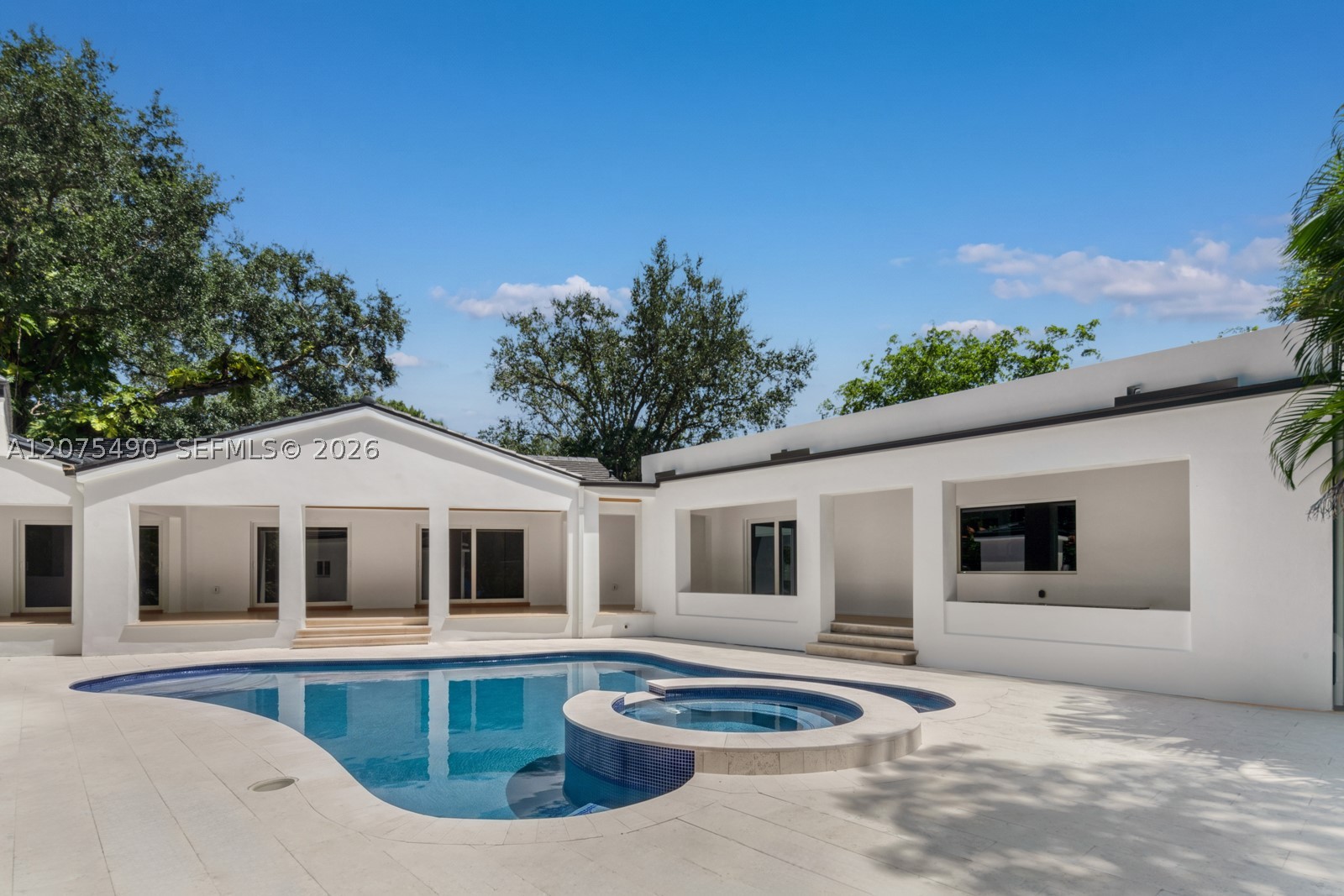 8150 Old Cutler Rd Coral Gables, FL 33143