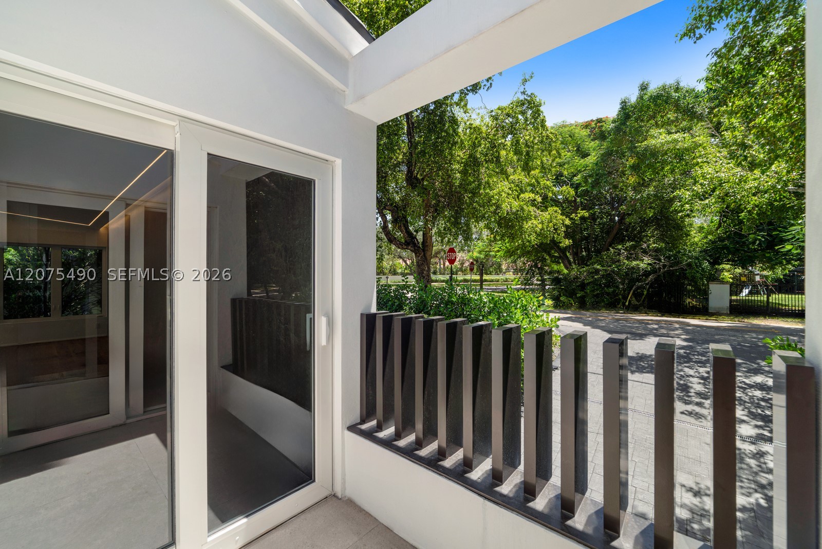 8150 Old Cutler Rd Coral Gables, FL 33143