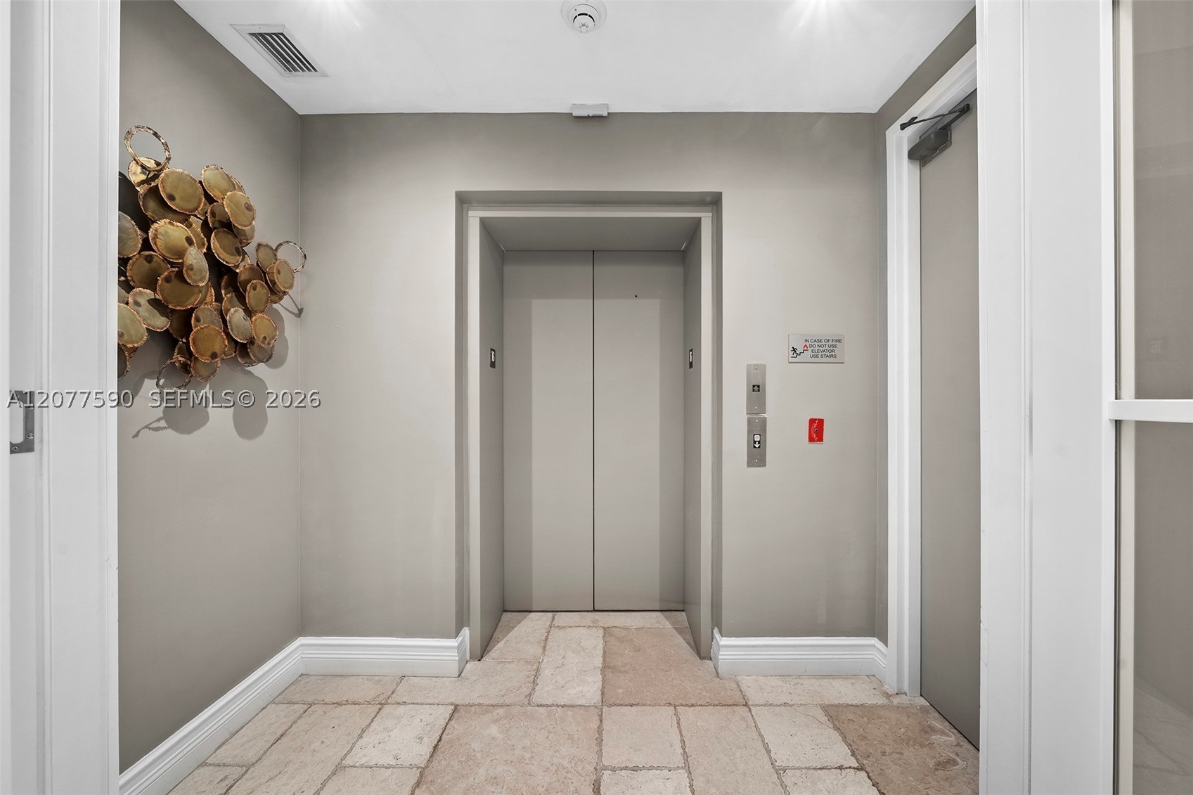 5801 Collins Ave #PH1600 Miami Beach, FL 33140