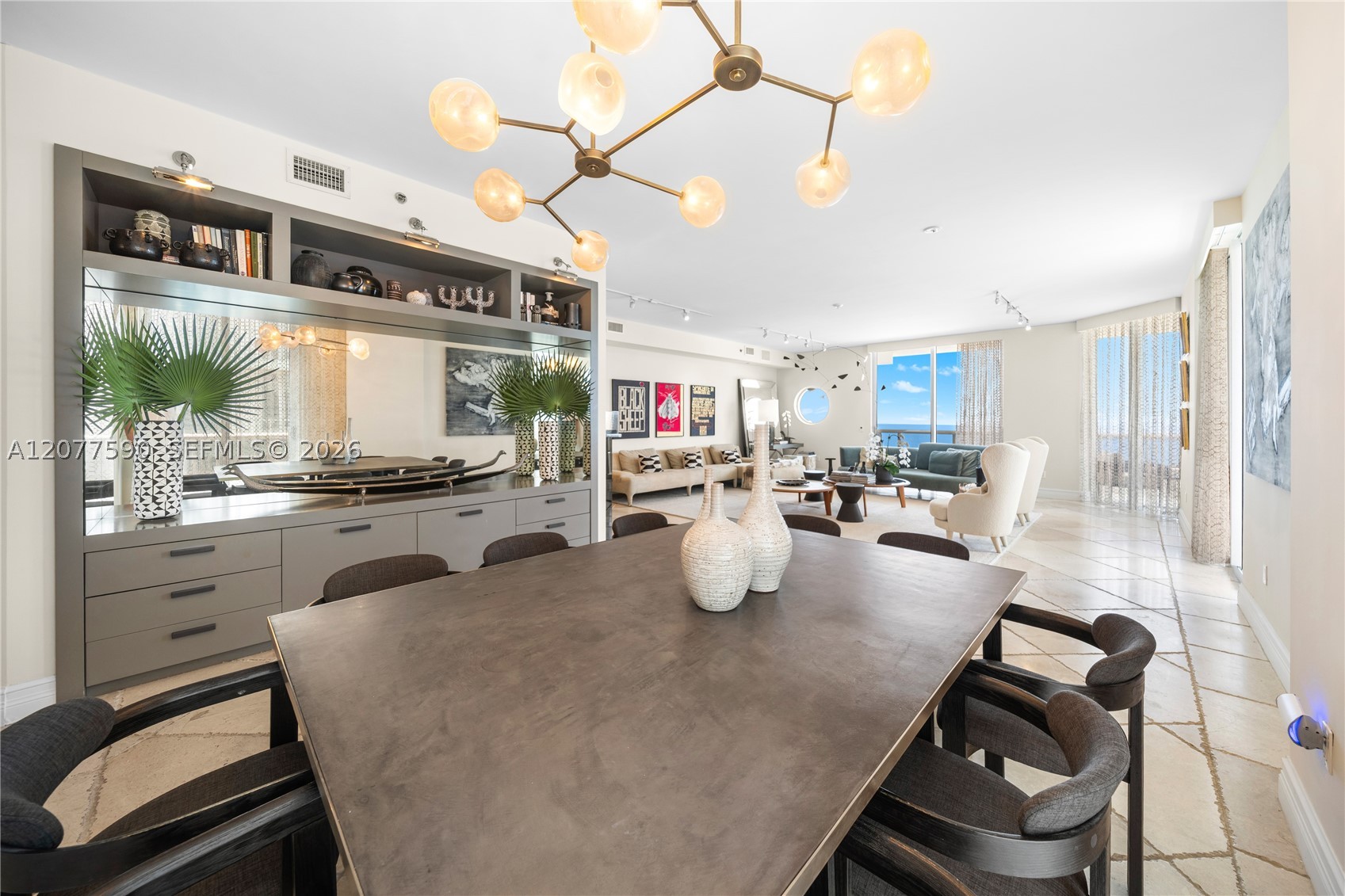 5801 Collins Ave #PH1600 Miami Beach, FL 33140