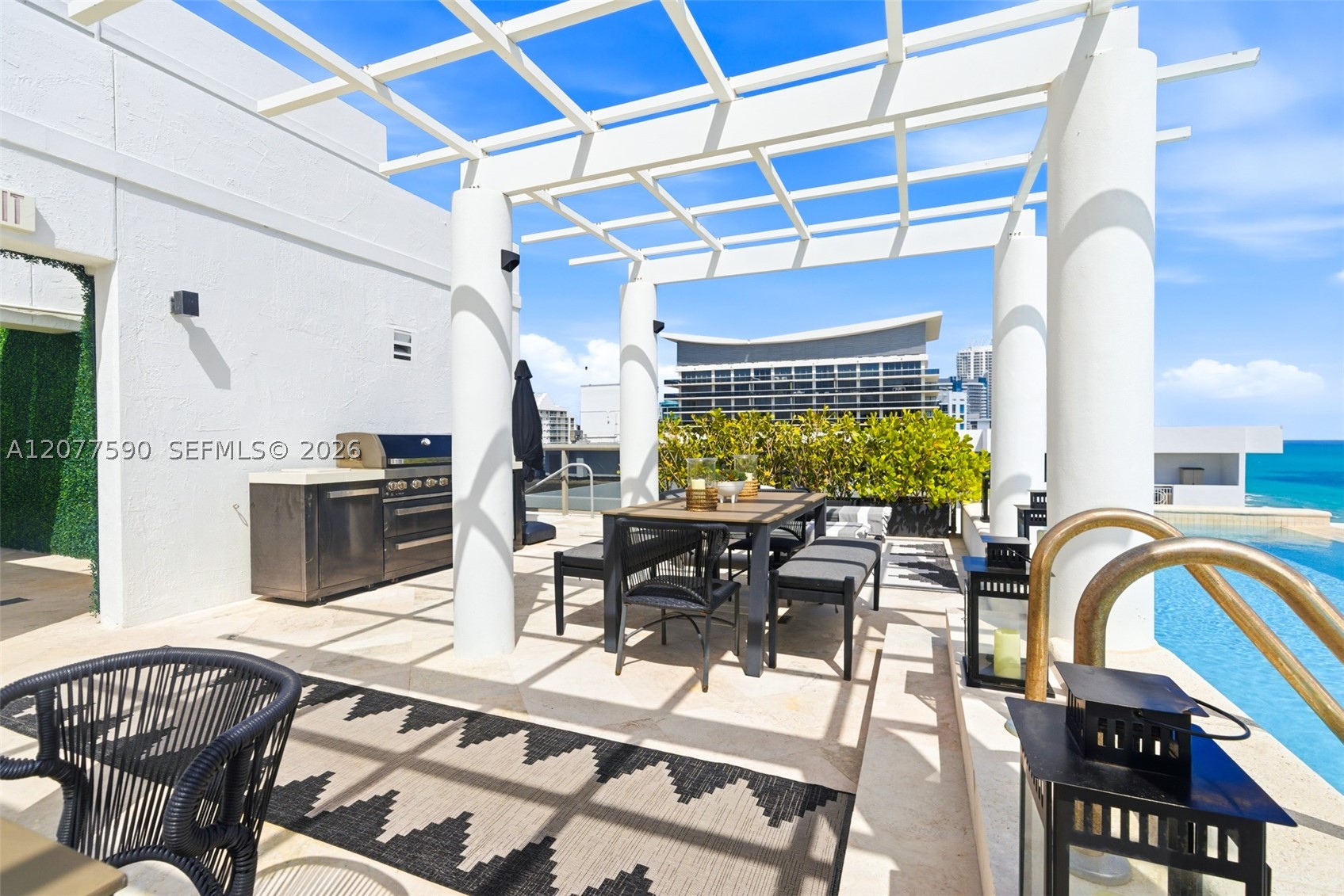 5801 Collins Ave #PH1600 Miami Beach, FL 33140